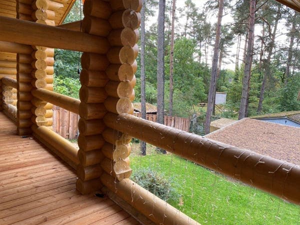 Obergeschoß Wohnzimmer im Holzblockhaus am See